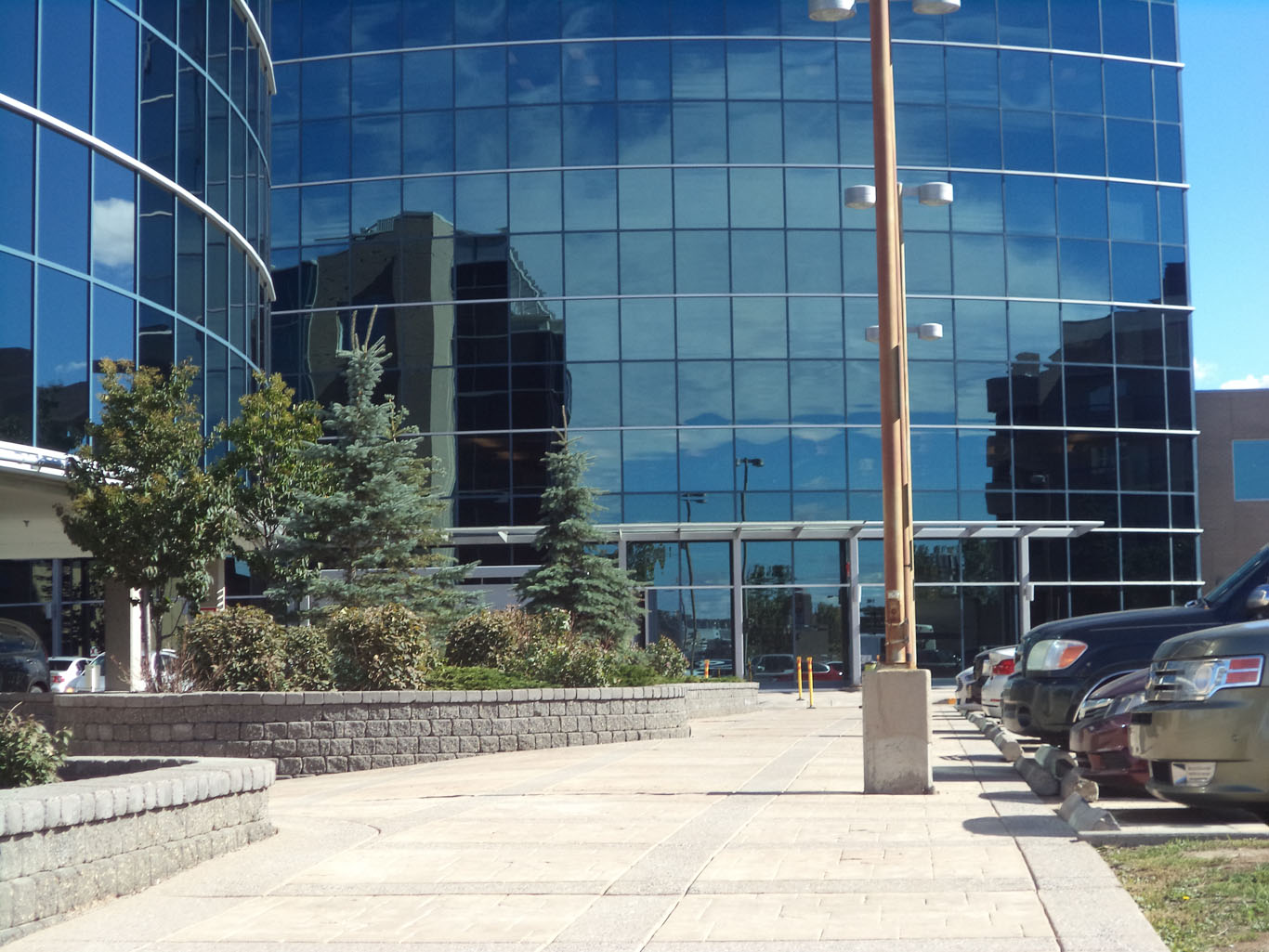 Regus - 1816 Crowchild